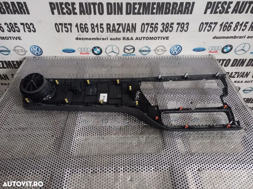 Ornament Bord Toyota Auris Facelift An 2015-2016-2017-2018 - Dezmembrari Arad - 5