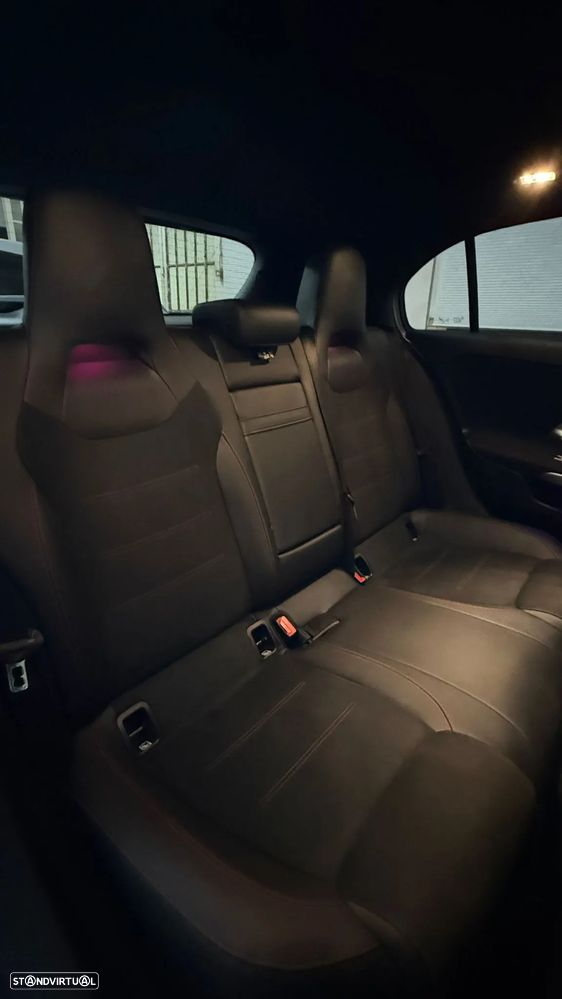 Mercedes-Benz A 250 e 8G-DCT AMG Line - 16