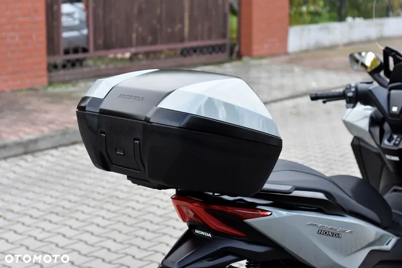 Honda NSS - 12