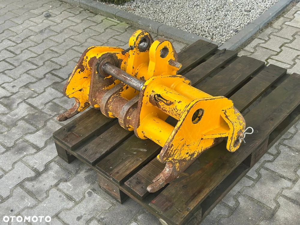 Q-FIT RAMKA JCB 535-95 533-105 MOCOWANIE MANITOU - 1