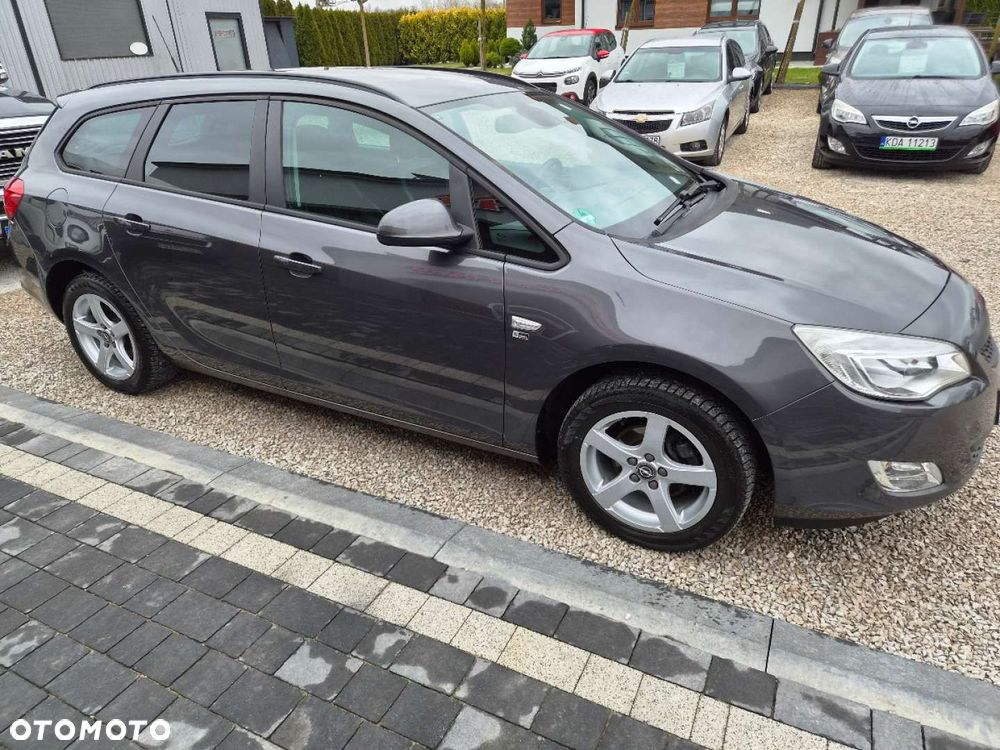 Opel Astra 1.4 Turbo Cosmo - 11