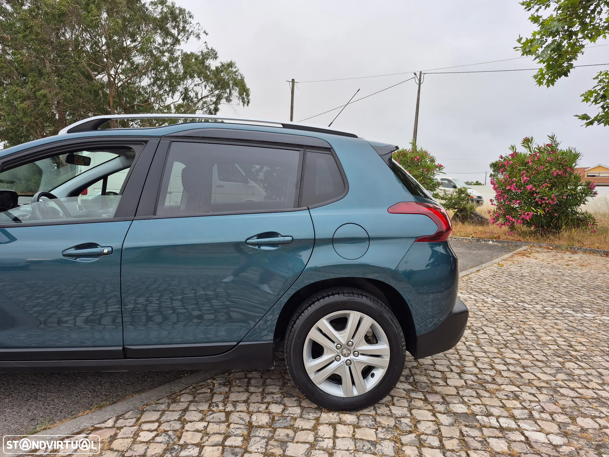 Peugeot 2008 1.2 PureTech Style - 5