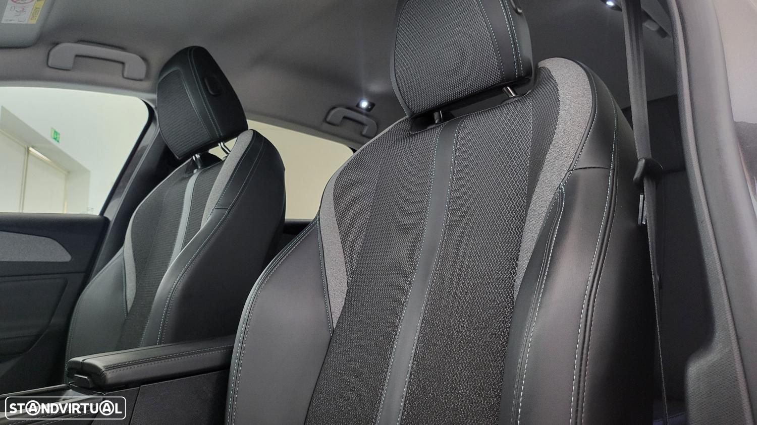 Peugeot 308 SW 1.2 PureTech Allure Pack - 23