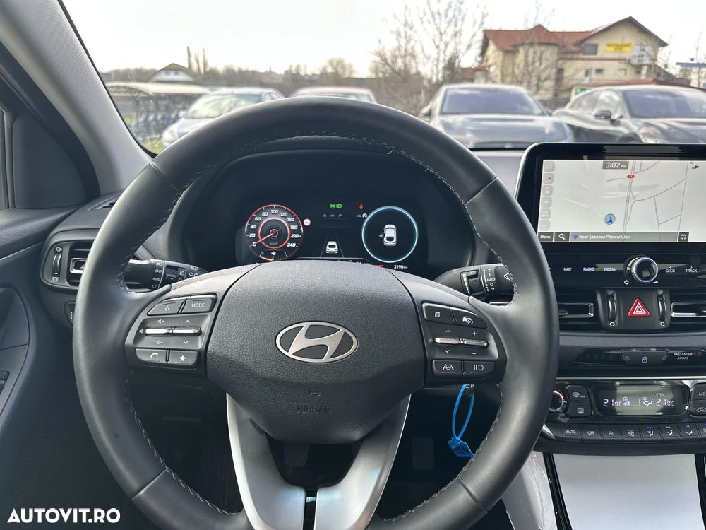 Hyundai i30 1.5 T-GDI 140CP M/T MHEV Highway - 16