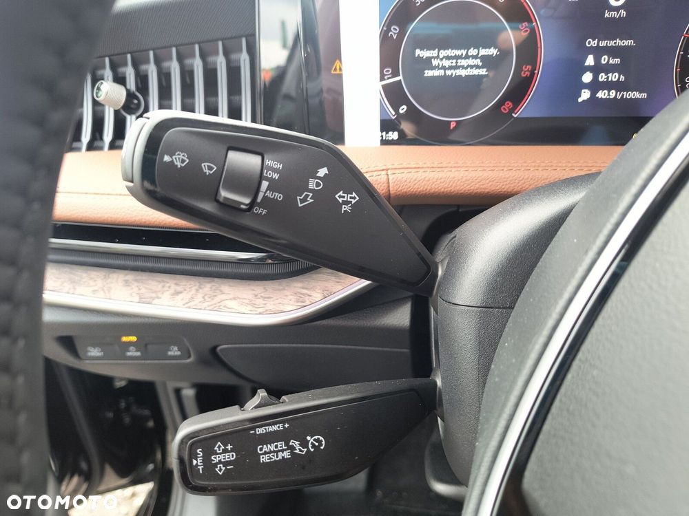 Skoda Superb 2.0 TDI SCR 4x4 L&K DSG - 36