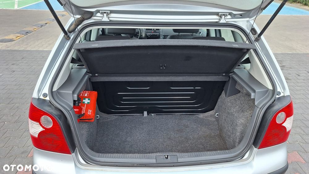 Volkswagen Polo - 5