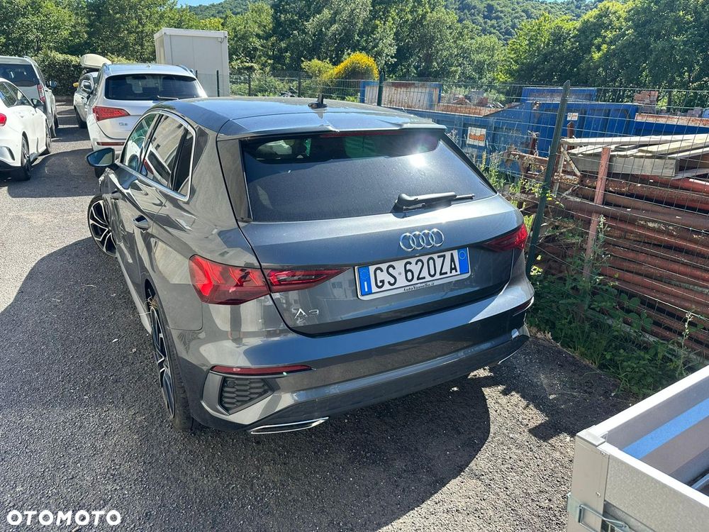 Audi A3 Sportback - 2
