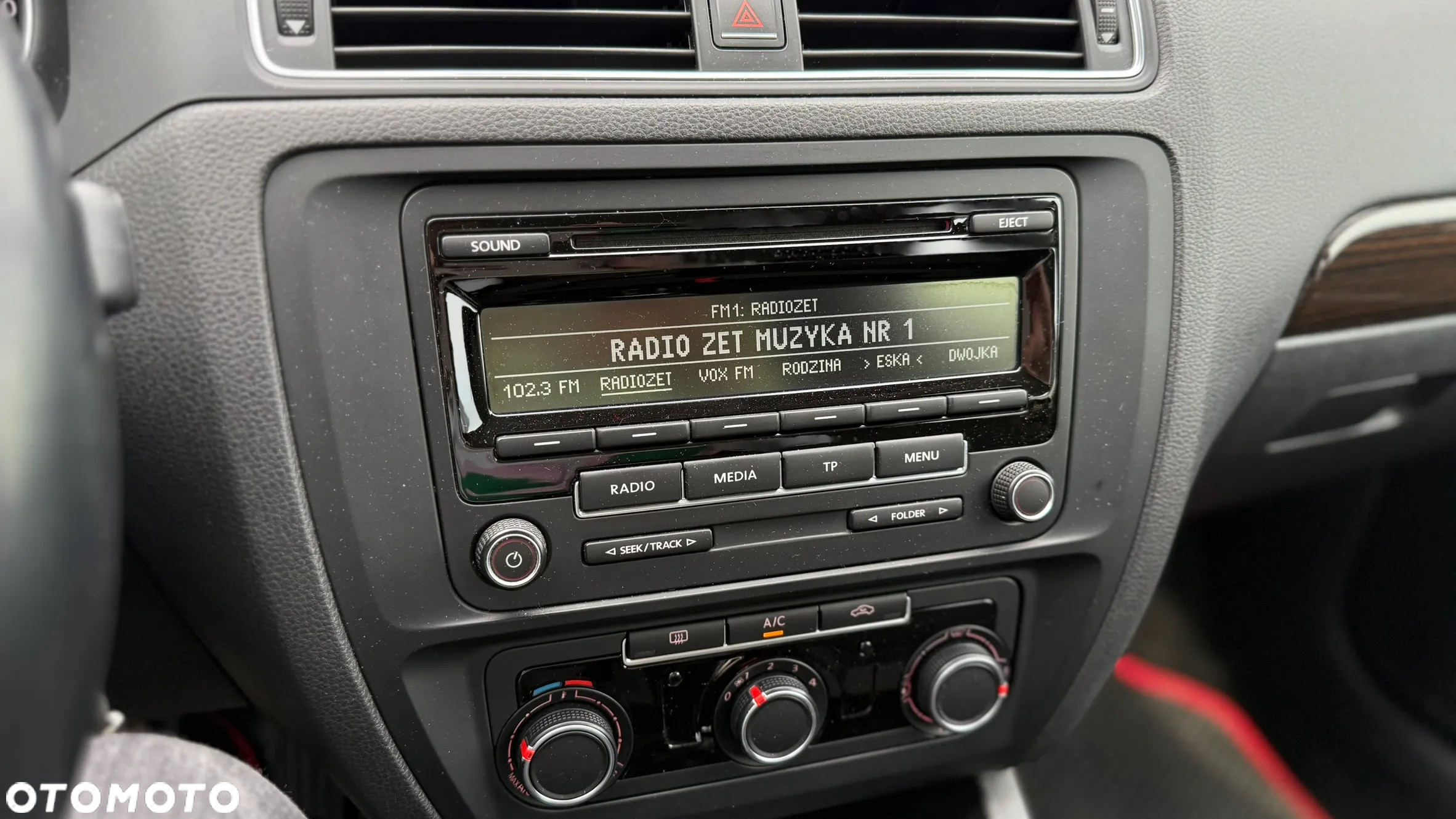 Volkswagen Jetta 2.0 TDI DPF BMT Comfortline - 20
