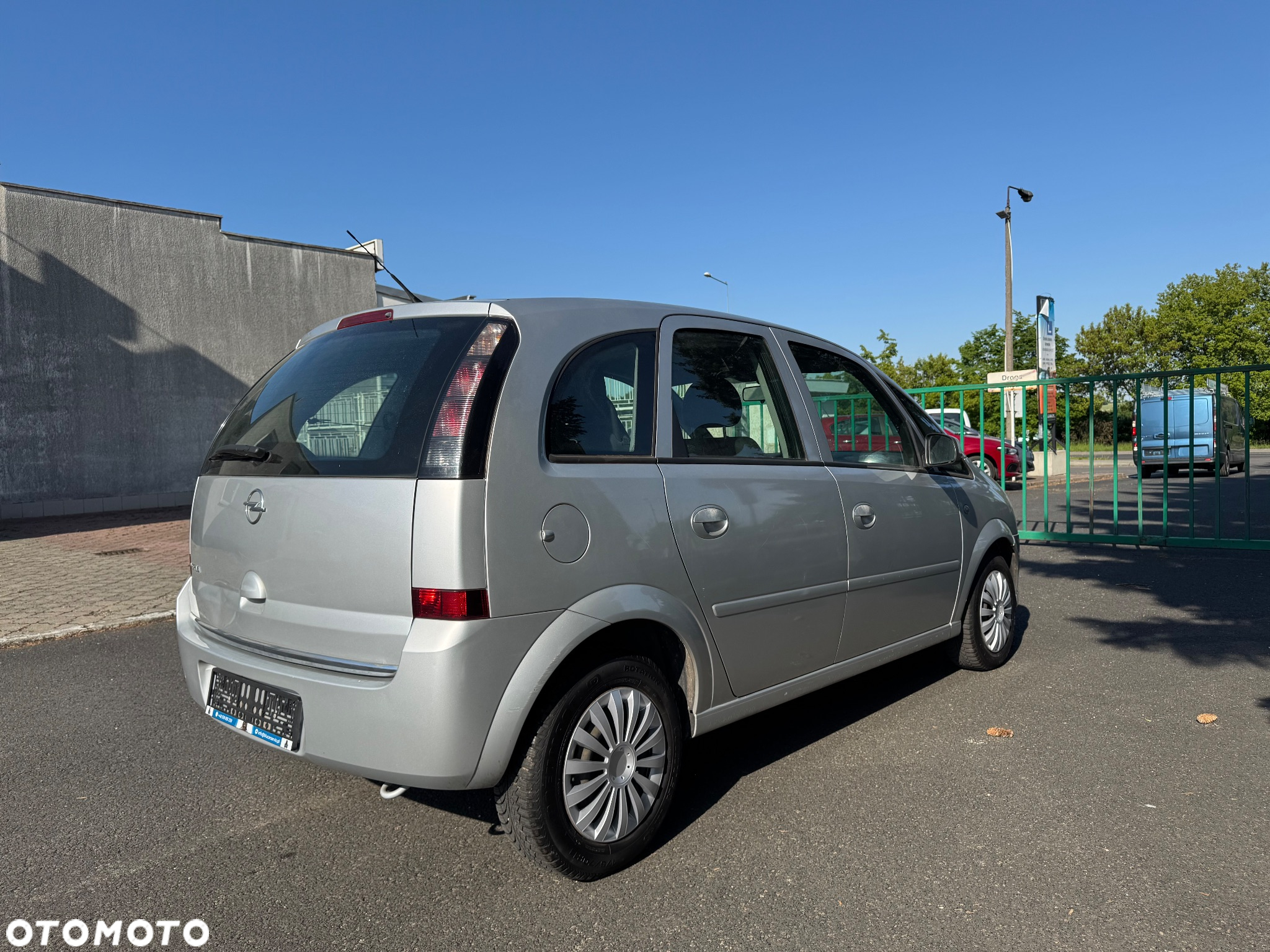 Opel Meriva - 12