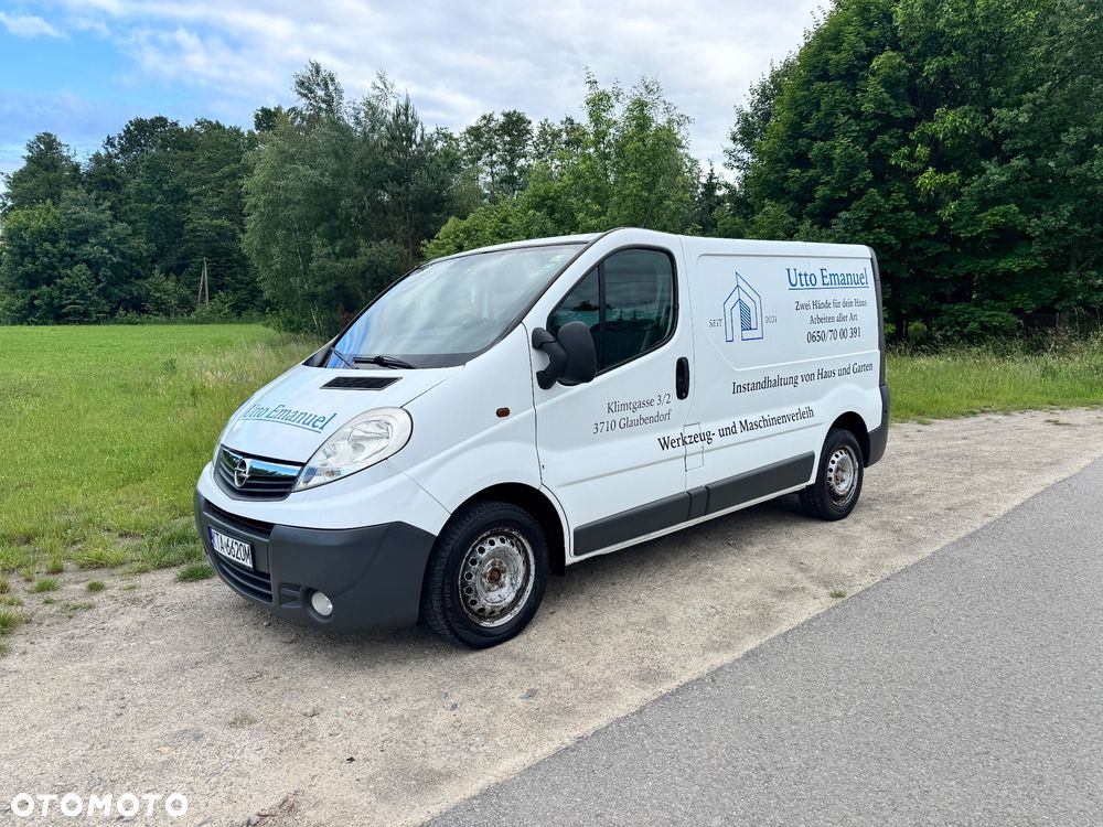 Opel Vivaro - 1