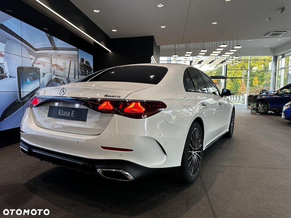 Mercedes-Benz Klasa E - 3