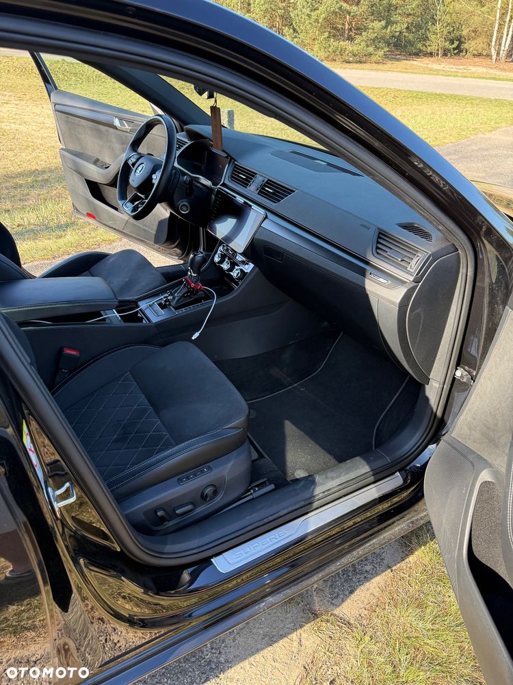 Skoda Superb 2.0 TSI 4x4 Sportline DSG - 8