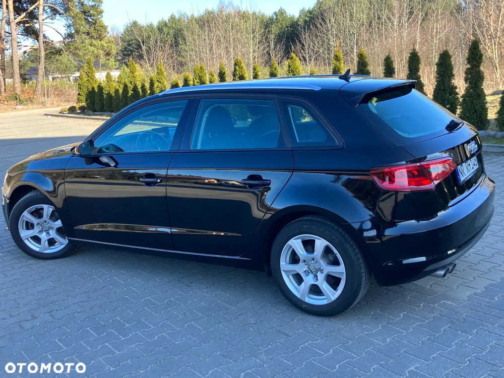 Audi A3 Sportback 2.0 TDI S line Sportpaket - 6