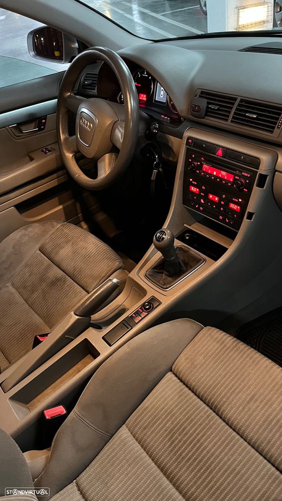 Audi A4 Avant 2.0 TDi Sport - 12