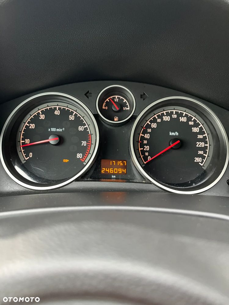 Opel Astra 1.6 Turbo Sport - 8