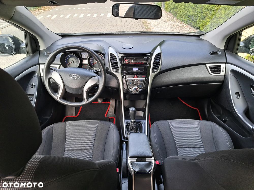 Hyundai i30 1.6 Comfort - 9