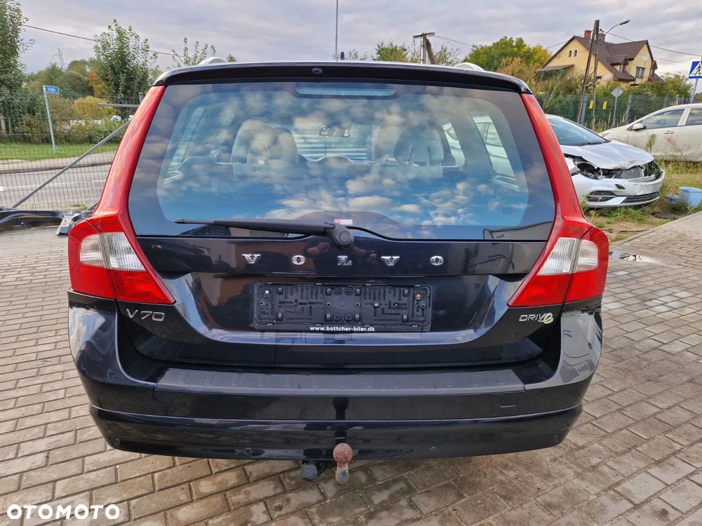 Volvo V70 D2 Summum - 8
