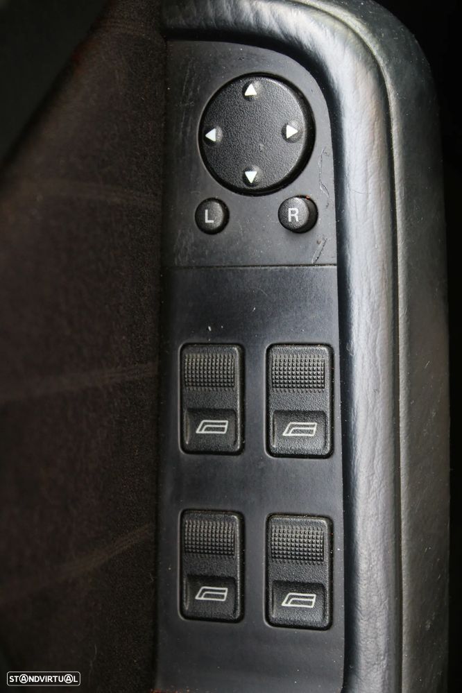 Audi Cabriolet 2.0 - 36