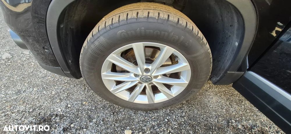 Volkswagen Tiguan - 19