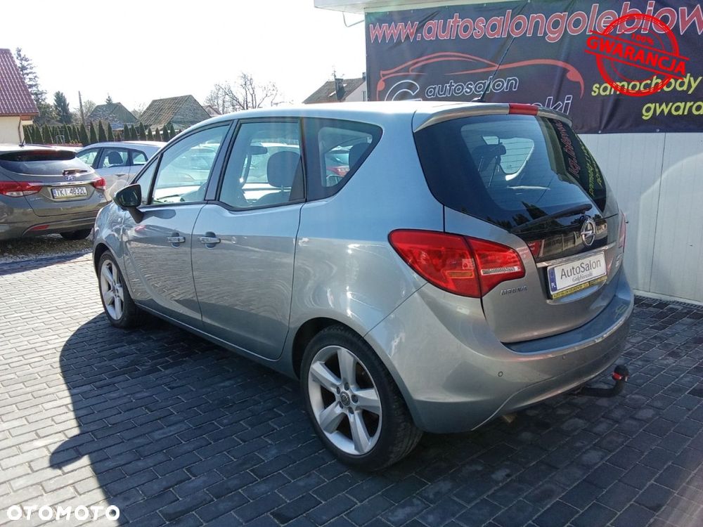 Opel Meriva - 11