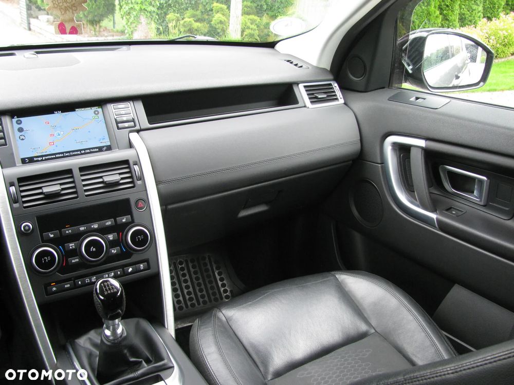 Land Rover Discovery Sport TD4 HSE - 26