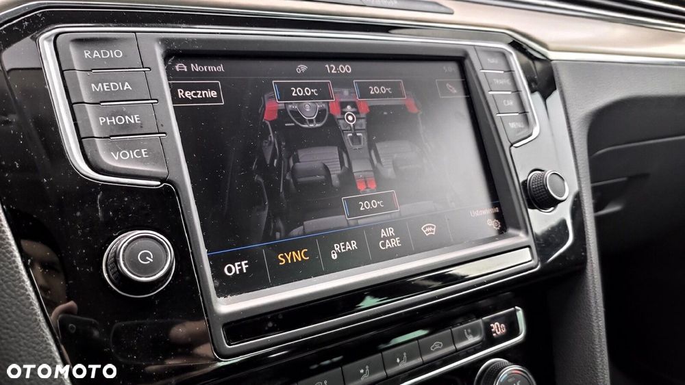 Volkswagen Passat - 18