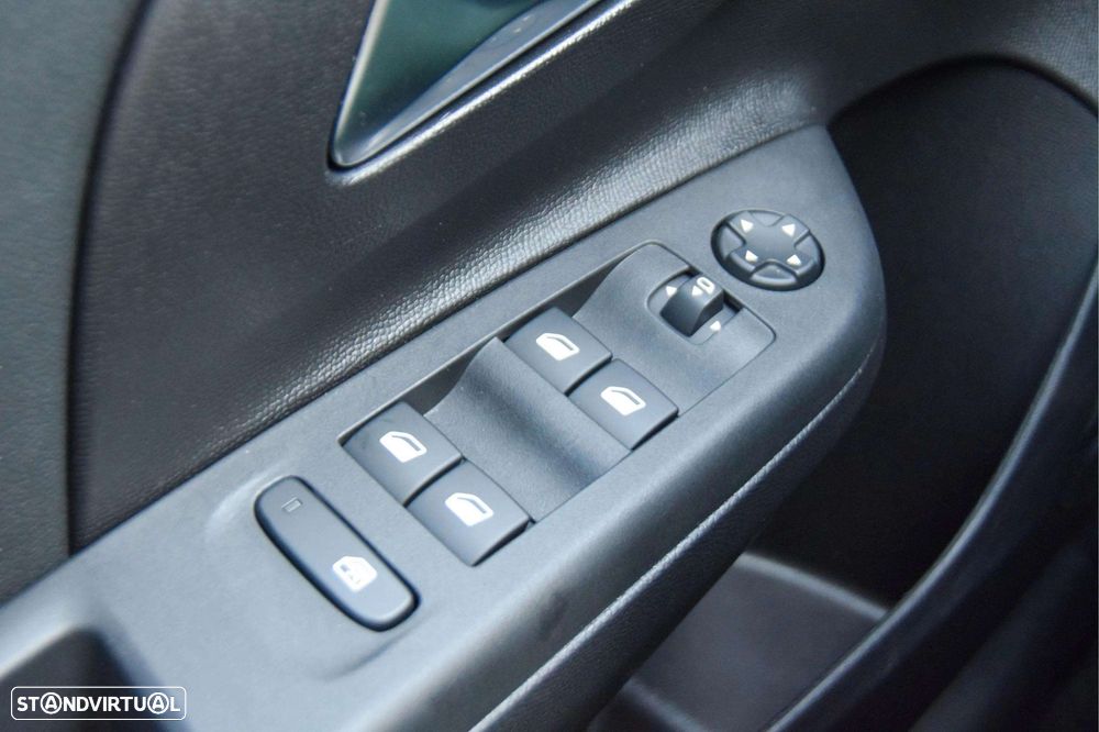 Opel Corsa-e e-GS — fotografia 20