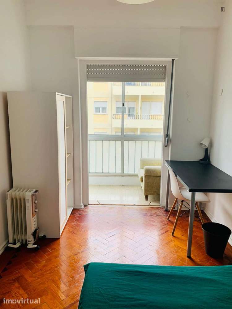 Quarto - localizado em Benfica Lisbon - Grande imagem: 3/14