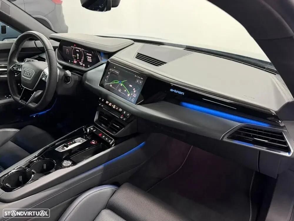 Audi e-tron GT quattro - 22