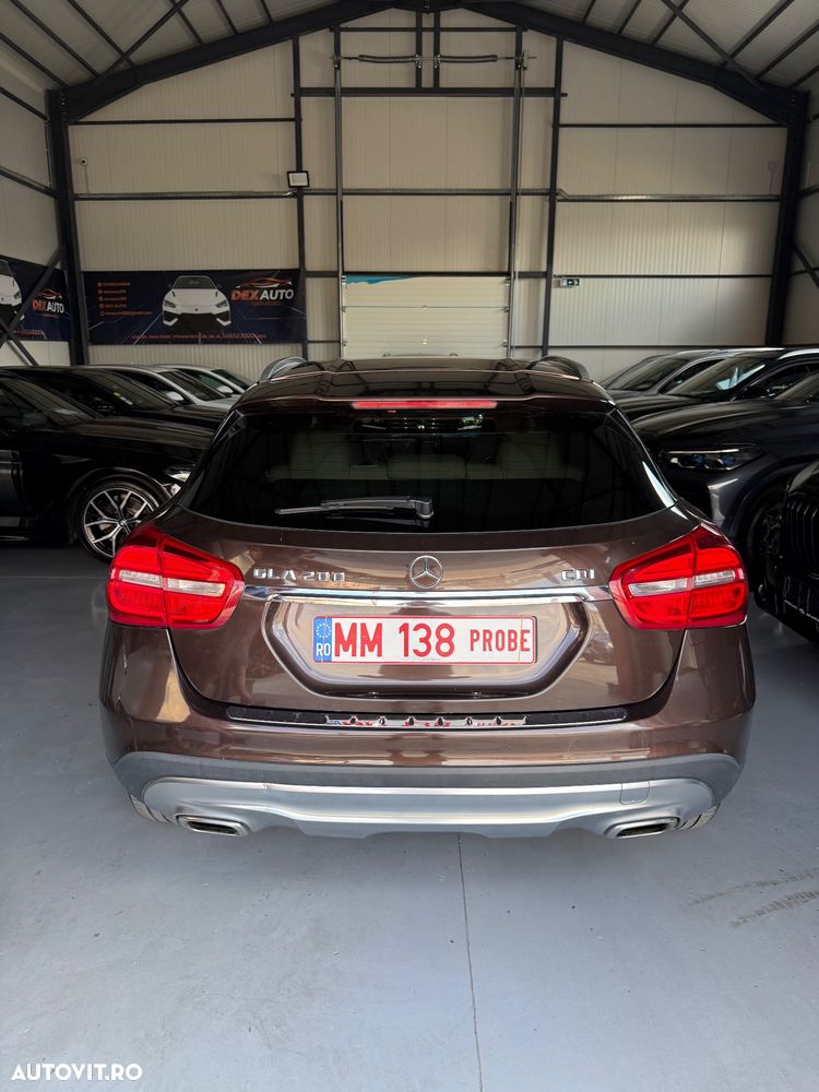 Mercedes-Benz GLA 200 d 7G-DCT Style - 20