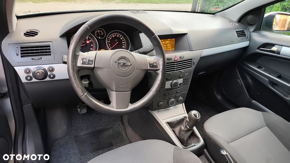 Opel Astra 1.6 Catch me - 18