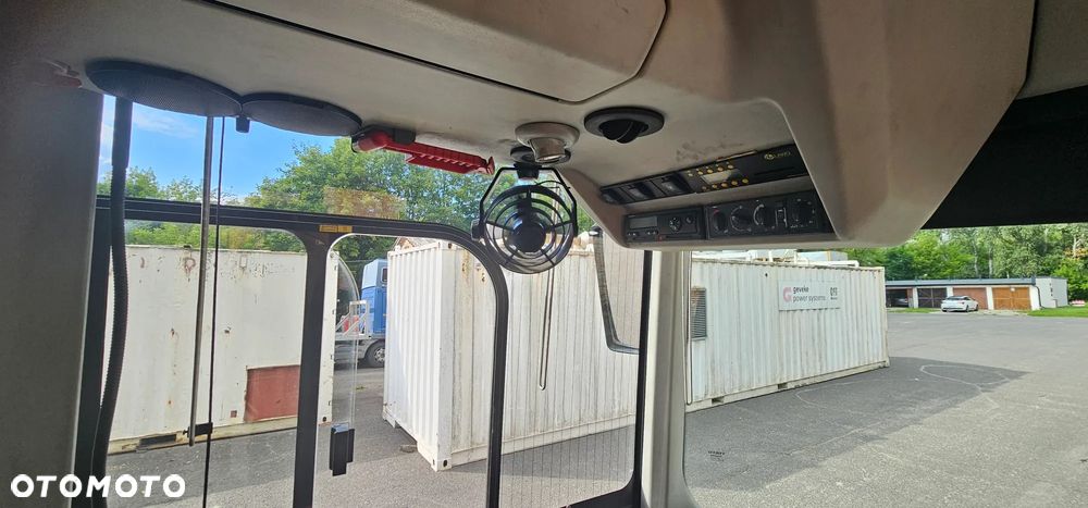 Volvo 8900 - 13