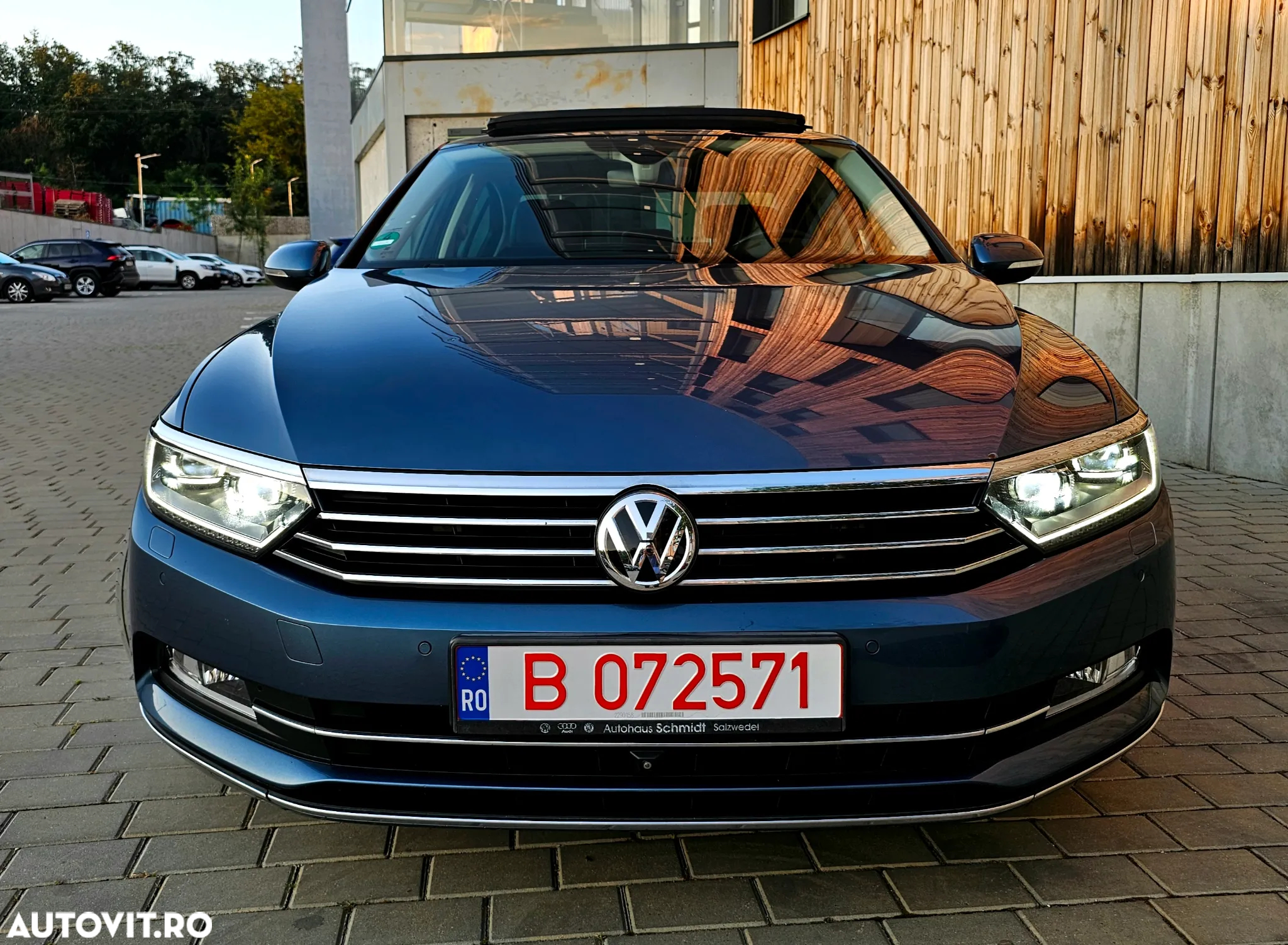Volkswagen Passat - 9