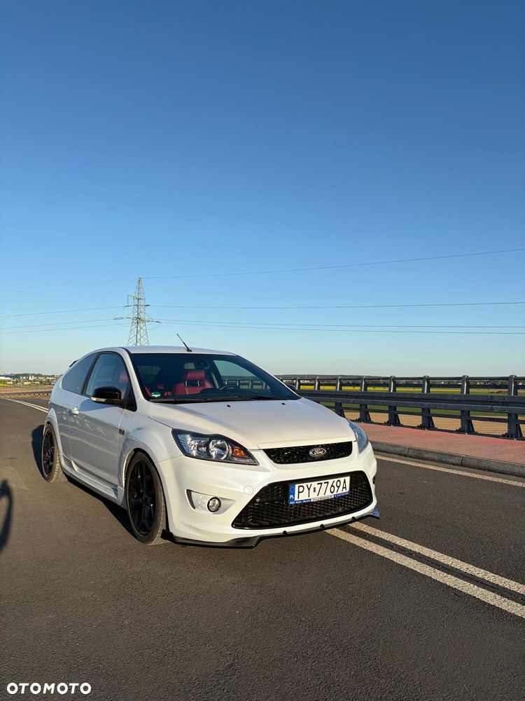 Ford Focus 2.5 ST - 6