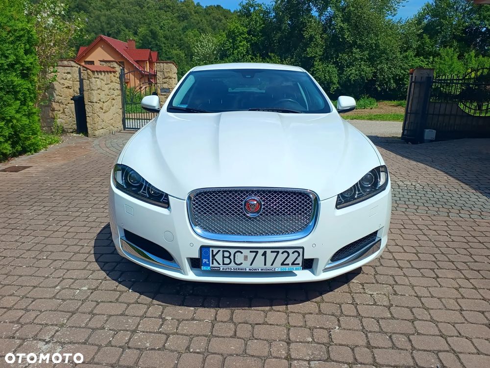 Jaguar XF 2.2 D Luxury - 12