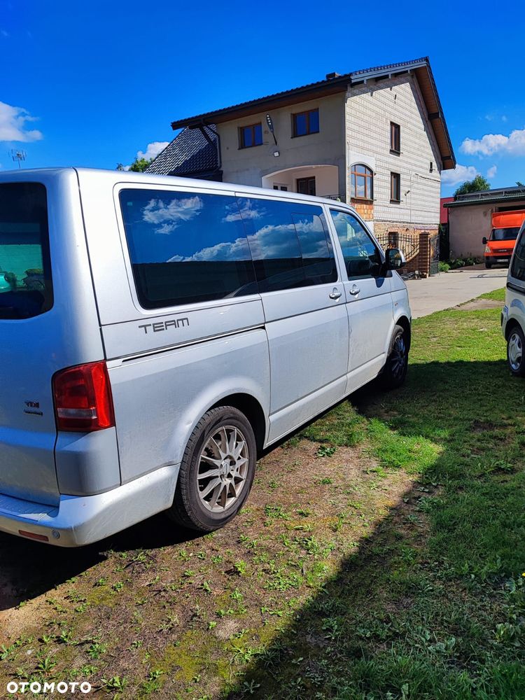 Volkswagen Multivan - 3