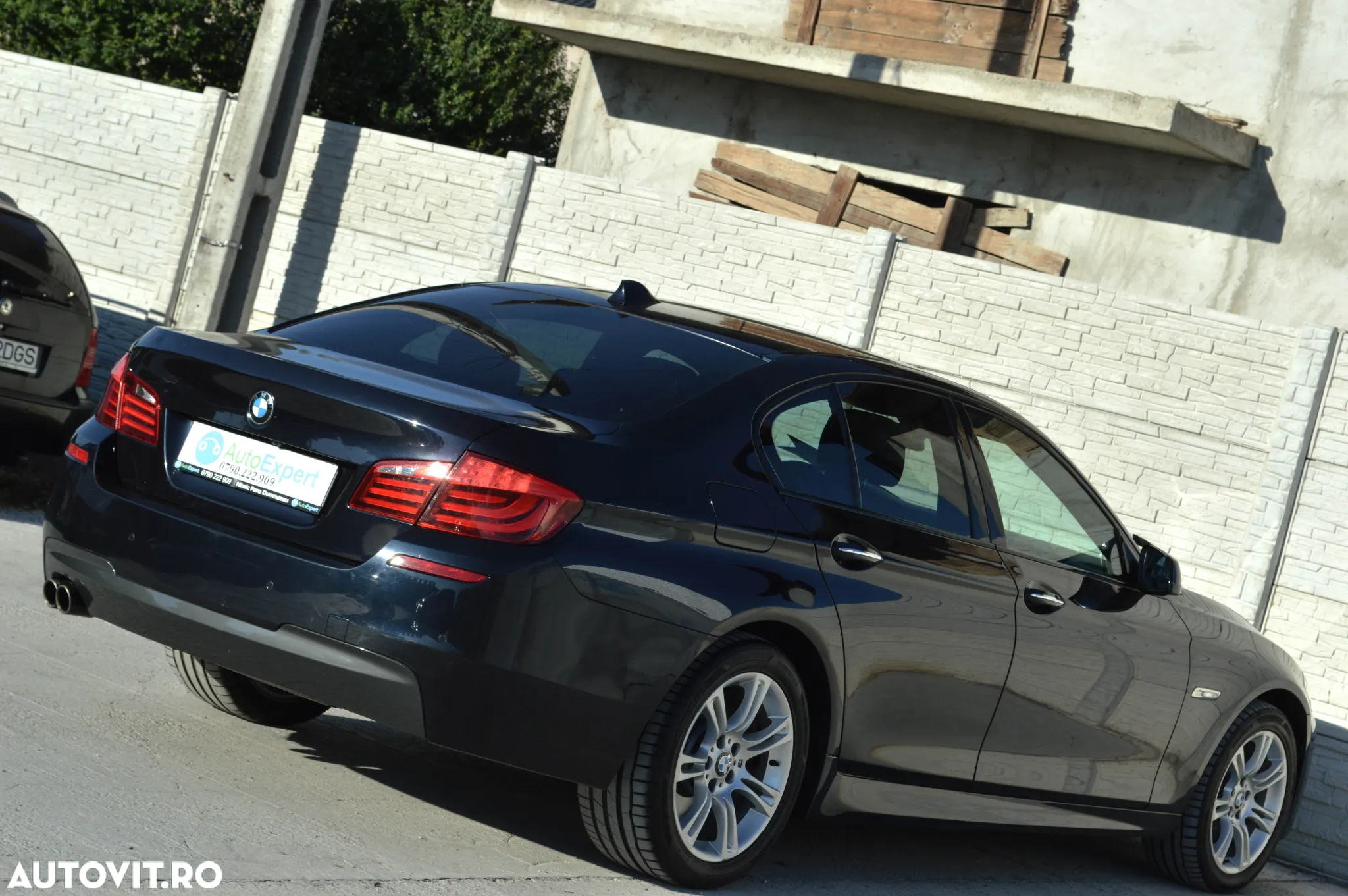 BMW Seria 5 525d xDrive Sport-Aut. - 15