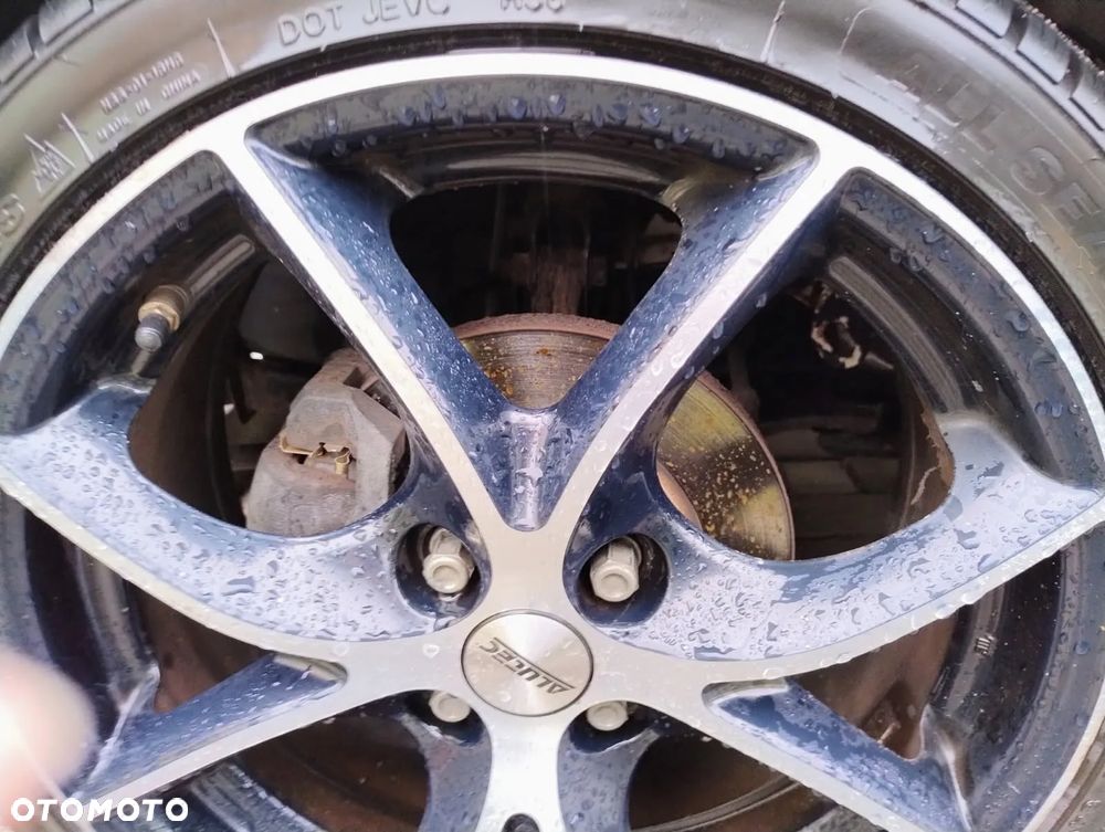 Daihatsu Materia 1.5 - 11