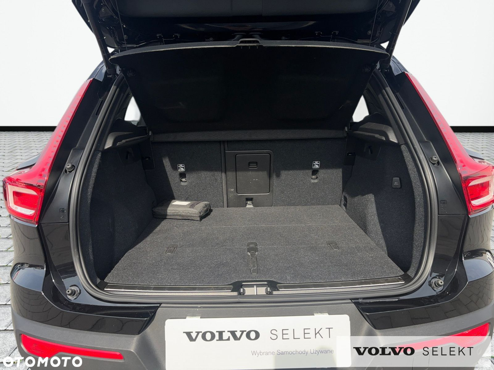 Volvo XC 40 - 18