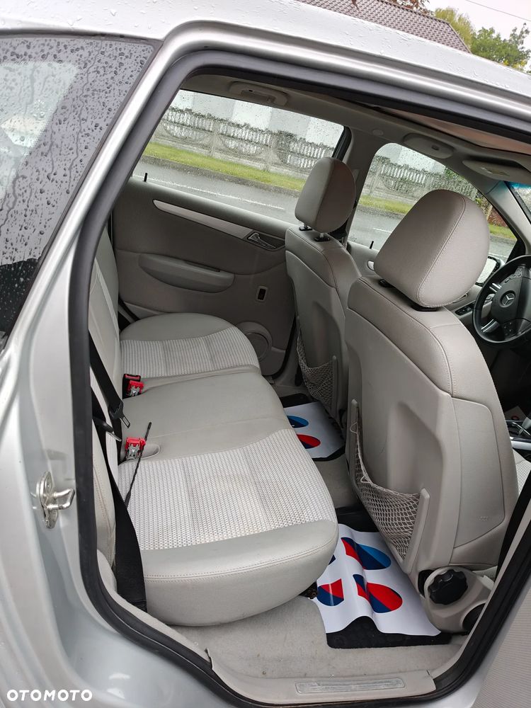 Mercedes-Benz Klasa B 200 Turbo Autotronic - 12