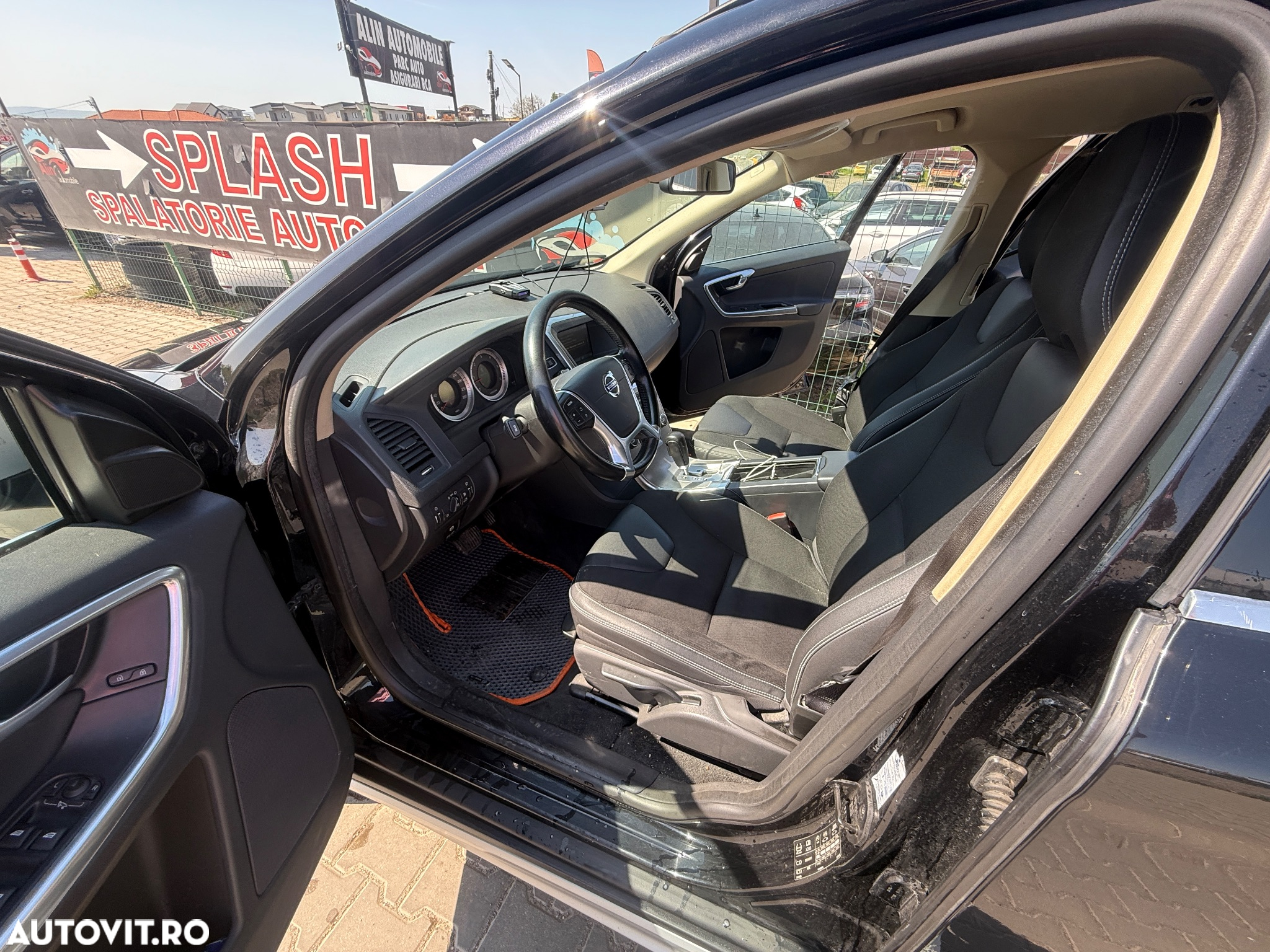 Volvo XC 60 2.4D AWD Momentum - 7
