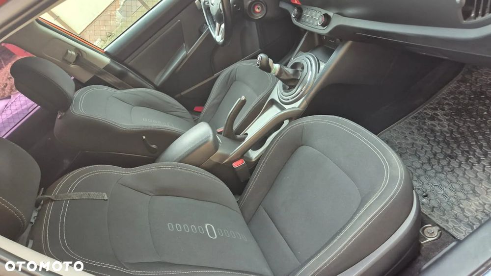 Kia Sportage 1.7 CRDI 2WD Edition 7 - 22