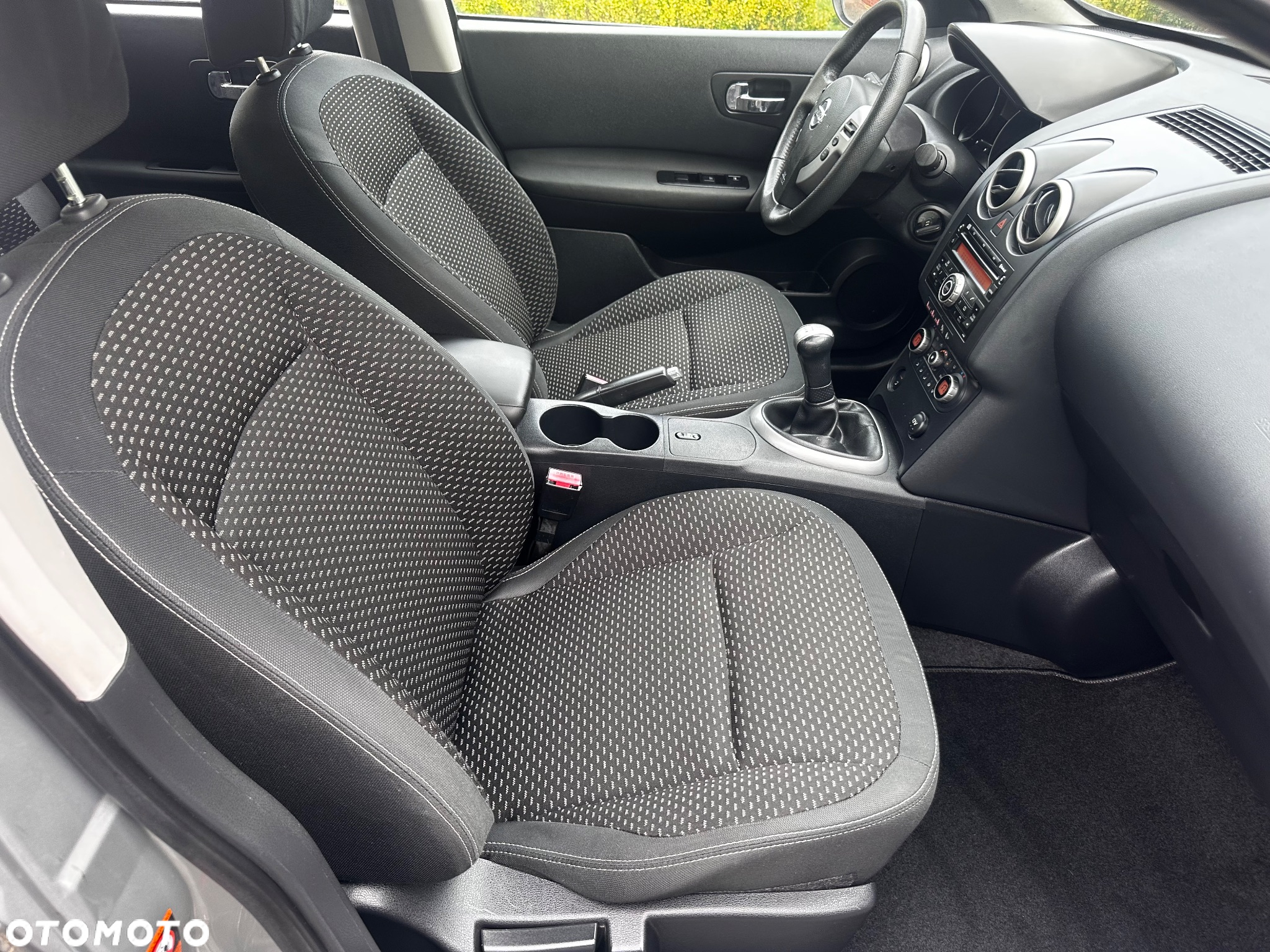 Nissan Qashqai 1.6 visia - 26