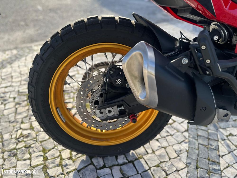 Moto Morini X-Cape Gold Edition - 9