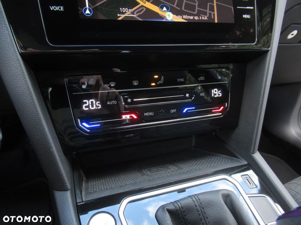 Volkswagen Passat 2.0 TSI Business DSG - 20