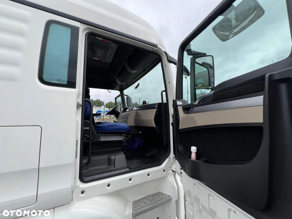 MAN TGX 18.460 XLX CIĄGNIK SIODŁOWY STANDARD - 18