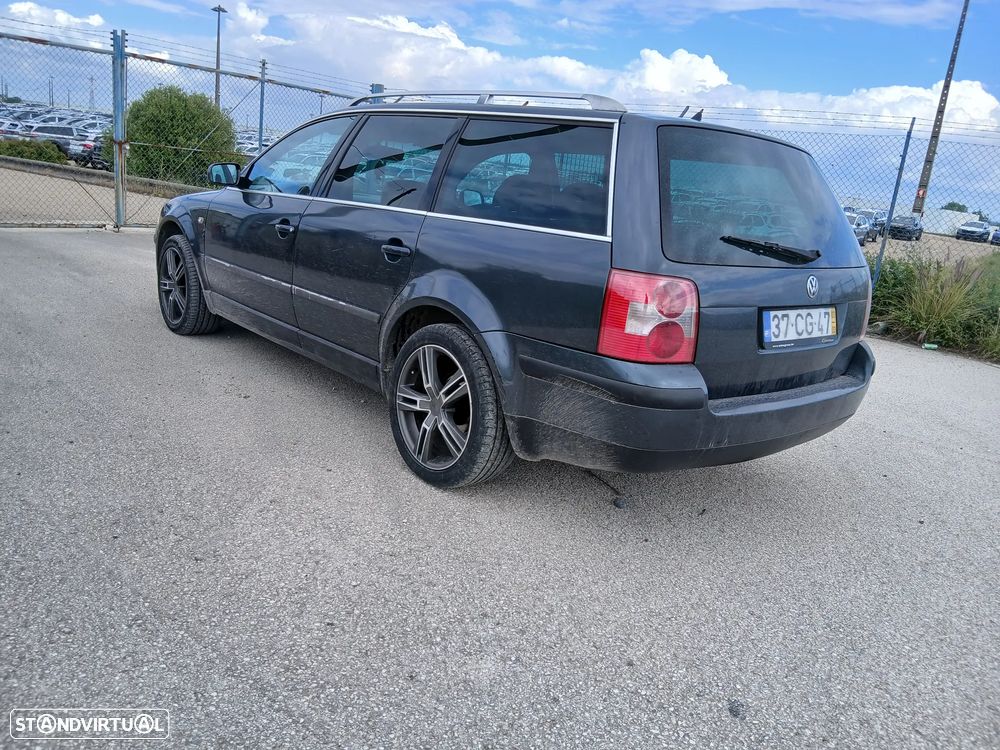 VW Passat Variant 1.9 TDi 4Motion Comfortline - 7