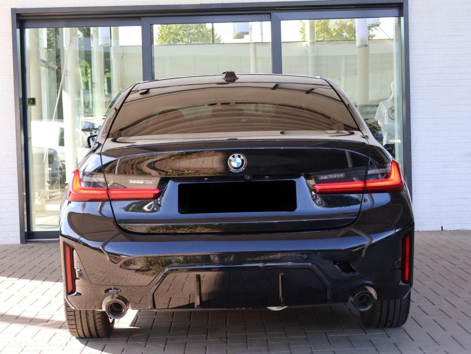 BMW Seria 3 320i xDrive M Sport - 5