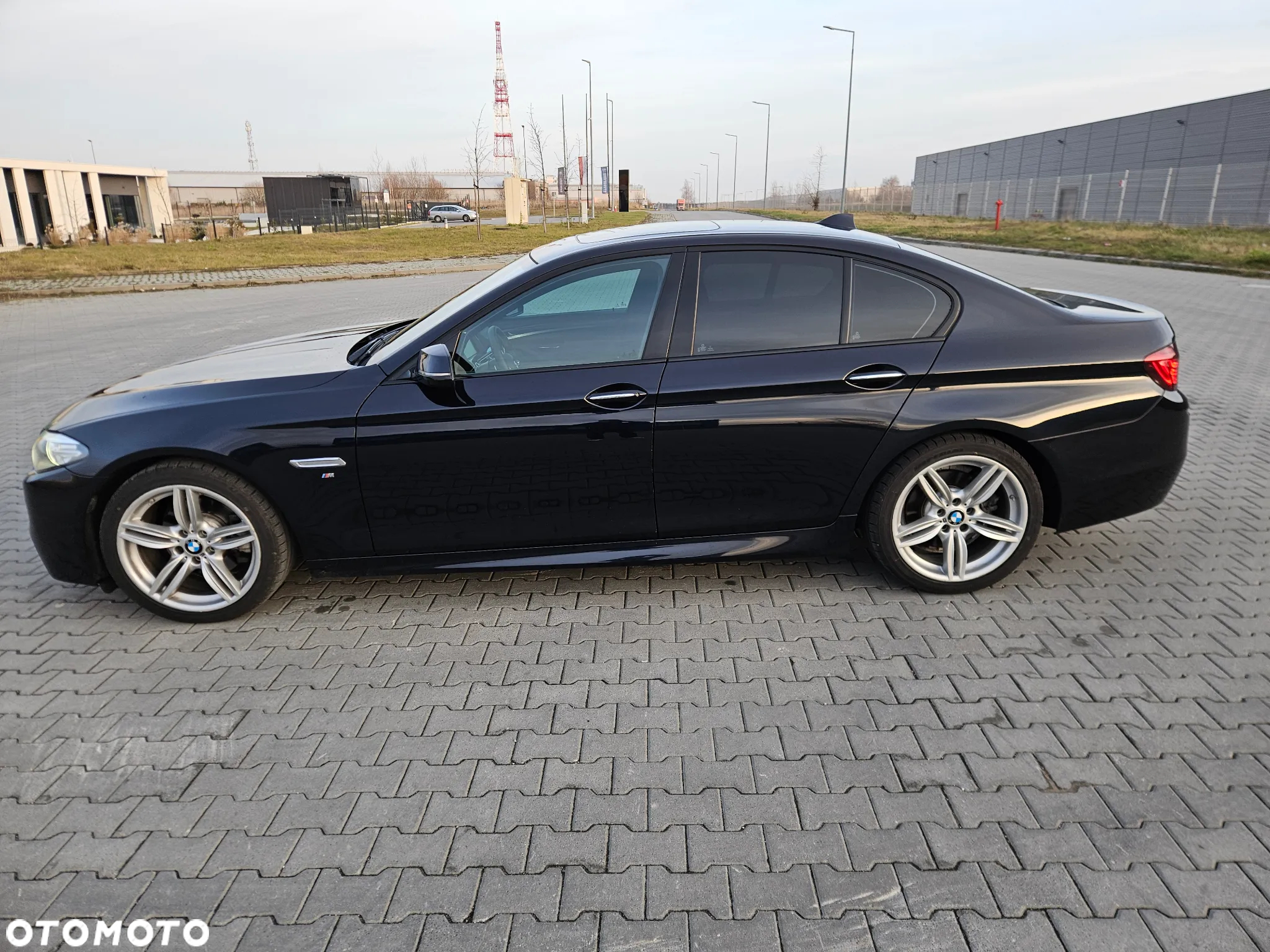 BMW Seria 5 520i Sport-Aut - 26