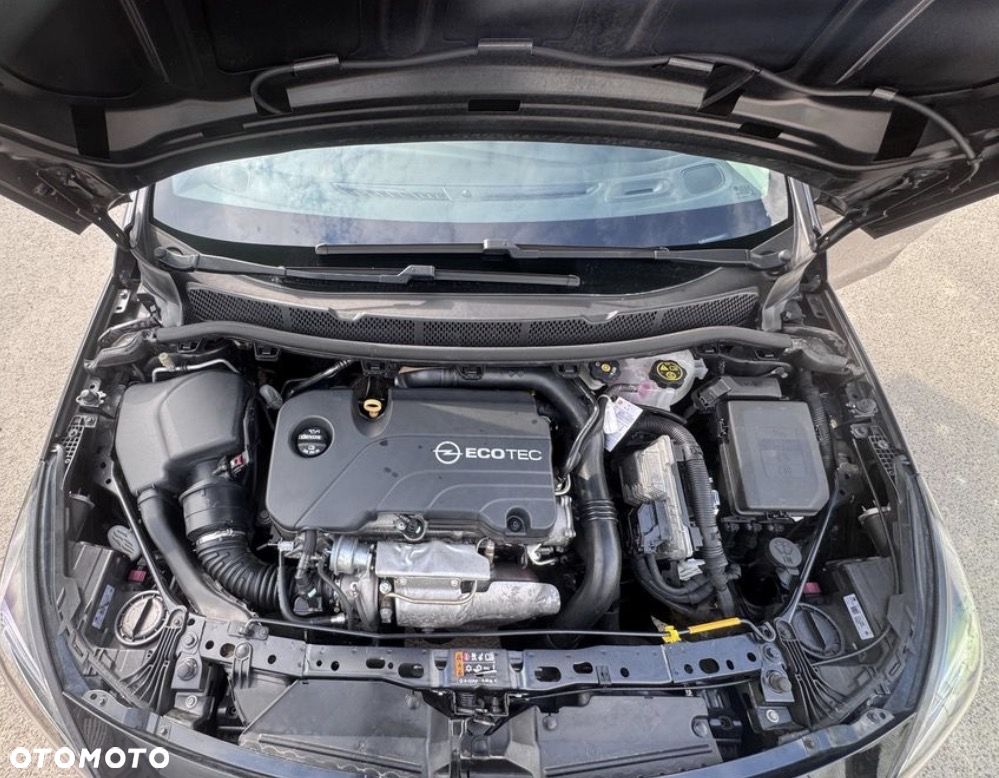 Opel Astra 1.4 Turbo Innovation - 37
